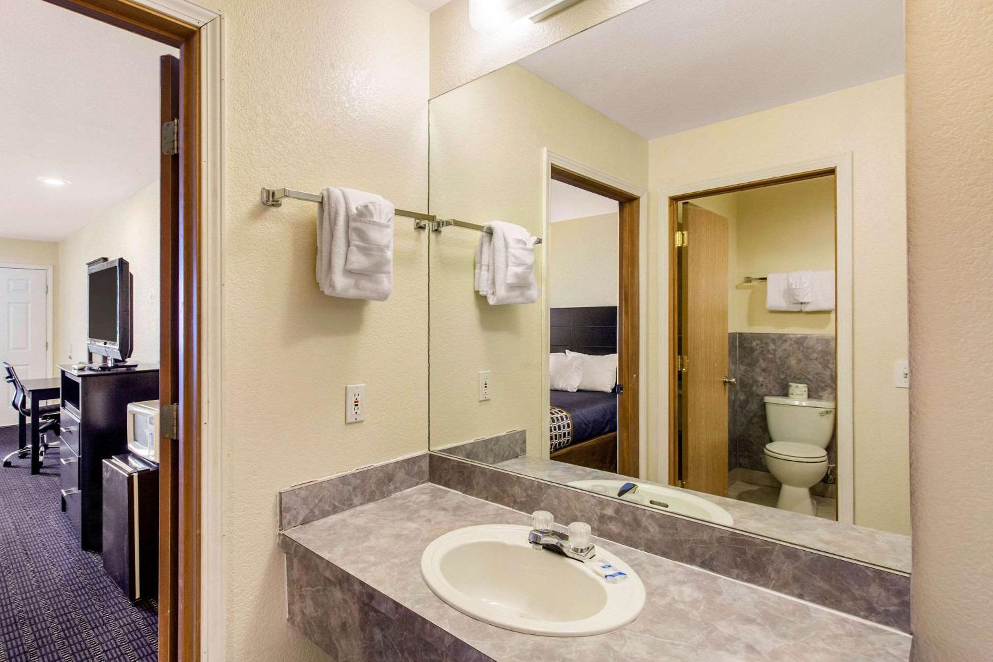 Rodeway Inn Coeur d'Alene Extérieur photo